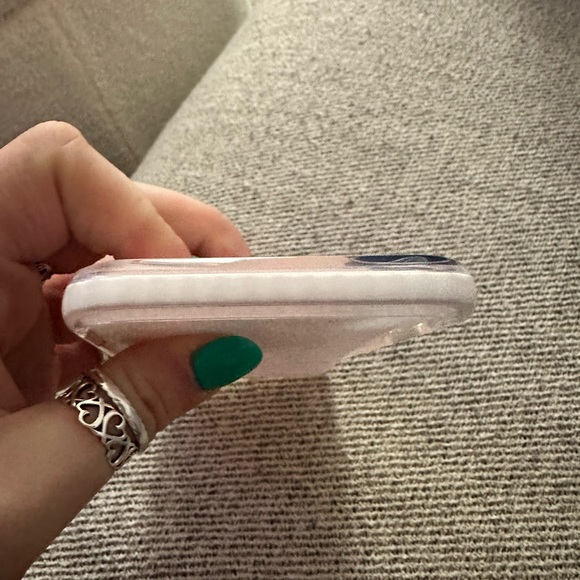 XS iPhone case- - Picture 3 of 6